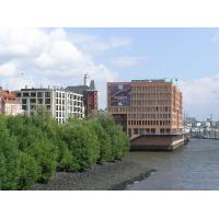 641_P8140011 Veränderungen in Hamburg Altona - Ufer der Elbe beim Altonaer Holzhafen. (2003) | 